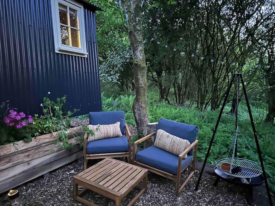 Cornwall Woodland Shepherd'S Hut - Dennis Hut Bodmin Dış mekan fotoğraf